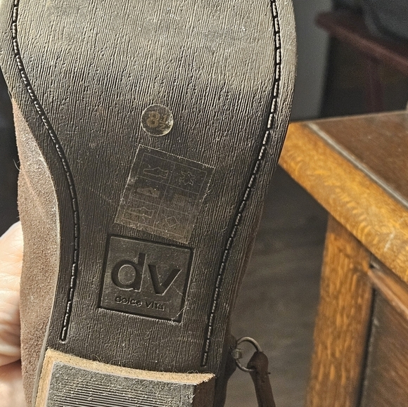 DV Dolce Vita Women's size 8.5 brown leather blocked Heel zip up ankle bootie. - Picture 9 of 13